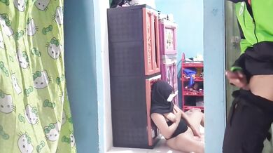 Lagi colmek Kepergok ojol pengantar makanan