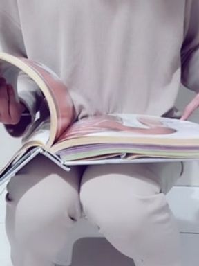 medschool girl peeng in pants |desperate pee|