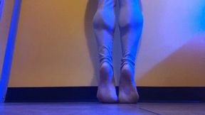 Tanning Room Leggings and Barefeet