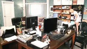 Fucking blonded milf secretary