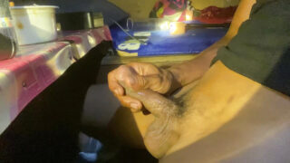 Stor kuk uten kondom-action med unge amatør japanske crossdressere i kjoler og eksplosive sæd-ansiktsbehandlinger