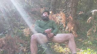 Stroking off in the sun. See me jism in the sun