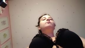 Underboob View While Doing Big Bubbles - Bunny Looner