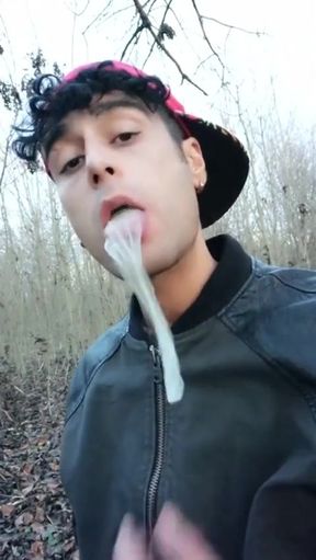 Twink Uses Cum Filled Condom After Fuck Like Bubble Gum and Puts on a Condom on His Tongue