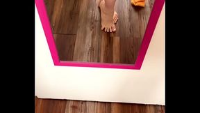 The panties and the bra are from different sets