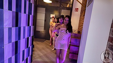 FOUR GIRLS DANCING SHAKING ASS TWERK SPANKING IN FISHNET 4K
