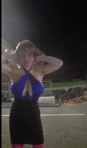 DeeDeeSlut69 Dressed Up