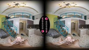 eva barbie plays juliet as her romeo takes her from behind in vr