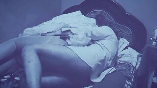 Una sumisa callada, dócil, pero siempre lista para obedecer