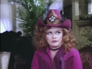 Lisa Deleeuw As Texan - Intercuts Removed