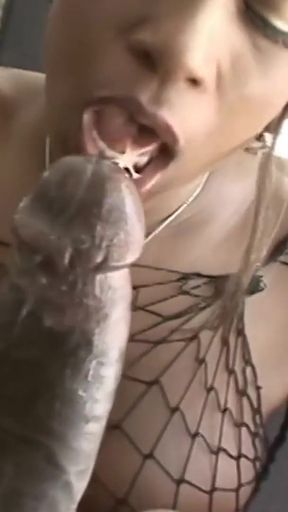 Cinna Bunz Got On Her Knees 2 Milk BBC Lexington Steele!   Clip 1