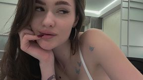 Pillow Humping Fantasy – Vasilisa’s Bouncing Tits & Wild Moans