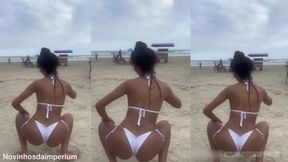 Novinha Was Almost Caught in the Act Having Sex on the Beach