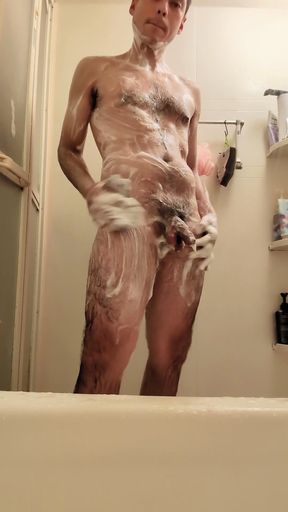 I'm taking a shower comfortably
