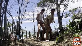 O PUTAO KARIOCA FOI PARA A PRAIA NA INTEN&Ccedil_&Atilde_O DE FUDER E ACABOU ENCONTRANDO O TURISTA PAULISTA E ARRASTOU PRA TRILHA E MACETOU GOSTOSO