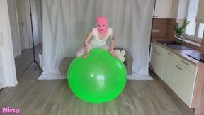 Fully deflating my huge 50" Bigens Exercise Ball