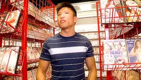 Travis West Tempts Jessie Lee with Hot Glory Hole Blowjob Action – GayPornXXX