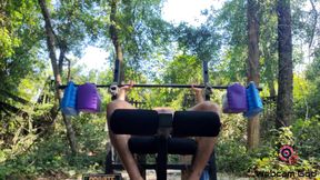 Bench press & dumbbells (4K)