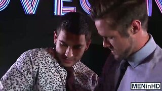 Mike De Marko gets his hole stuffed with Vadims big cock