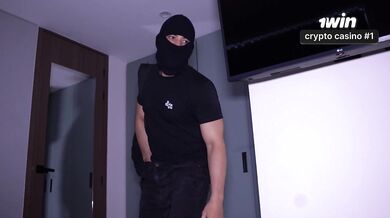 Stranger enters house thinking she was alone and finds a brunette with a big ass