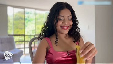 ASHLEY AMBER: My New Obsession - Check Out What She Does With This Banana