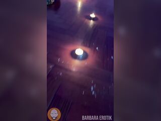BARBARAEROTIK me masajea con sus enormes tetas y su gran culo. Movie en mi canal