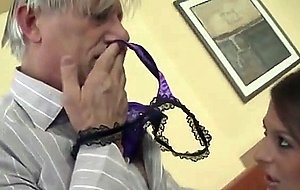 Old man fuckin pretty alison star