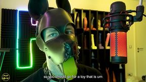 How To Prefer A Faux-Cock - advice from a pro