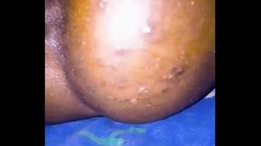 Naomie Lux une petite pute fontaine bais&eacute_ par son propre fr&egrave_re