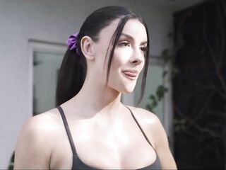 TRANSFIXED - Leah Hayes And Ravyn Alexa Turn Jogging Crush Into Wild Trans Hardcore 69 Bang