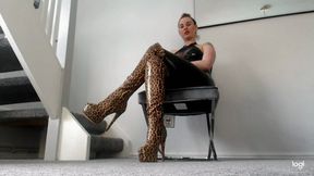 Sit and watch My sister destroy you loser (WMV)