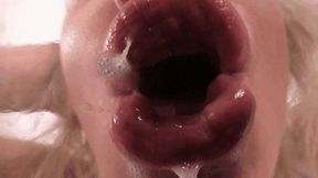 Pamela's hot and dripping lips ( MOUTH )