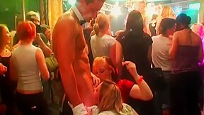 Yong Girls Fucked From Back