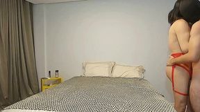 sexo com trans fodendo a bunda dela