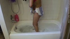 Cici: Hot Bubble Bath