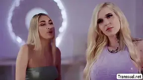 Blonde Shemale Licks And Fucks The Pussy Of Her