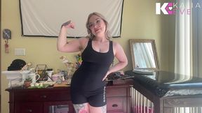 strong tattooed pornstar muscle worship & manhandling