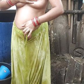 Anita yadav bathing outside of new look