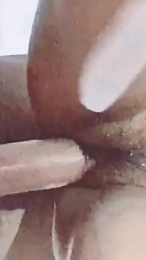 New Deshi Hot Sexy Bhabhi Ko Doggy Banake Chudai Karke Pani Nikala