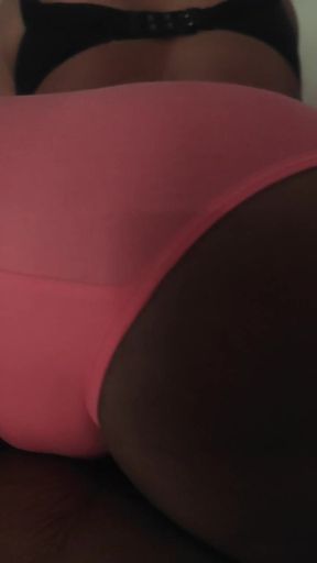 Village bhabi showing her ass were panty