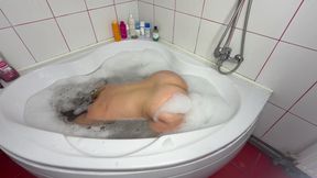 Hold My Breath Under the Foam in Bathtub