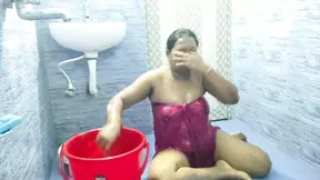 Sexy lady Bath Show