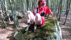 je me gode dans les bois!exhib forestiere!!