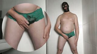 Ferdinandx19: Kinky Dutch dude urinates in sexy womens undergarments on Snapchat