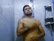 Masturbacion baño