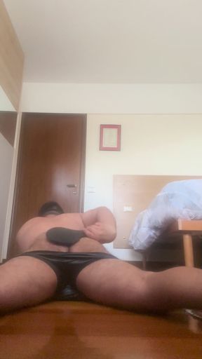 Spanking with round scoop