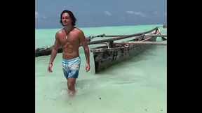 Th&iacute_ch những ch&agrave_ng trai hoang d&atilde_ như n&agrave_y gh&ecirc_!