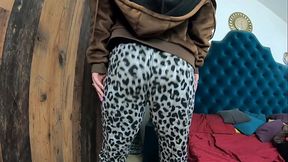 Homewear Twerk Tease &ndash_ Big Ass Jiggle &amp_ No-Panties Vibes