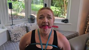 Curvy Babysitter Kerry's Cops & Robbers Fail – Tied, Ballgagged & Tits Out Drooling!