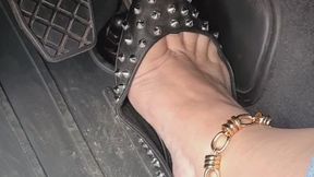 Cranking and Hard Revving VW Parati, BlackSpike Ballet Flats and Barefoot